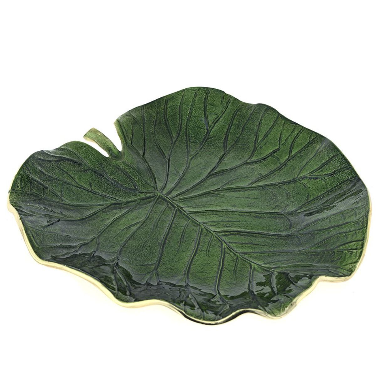 Μία μεταλλική πιατέλα σε σχήμα φύλλου με πράσινη επίστρωση σμάλτου