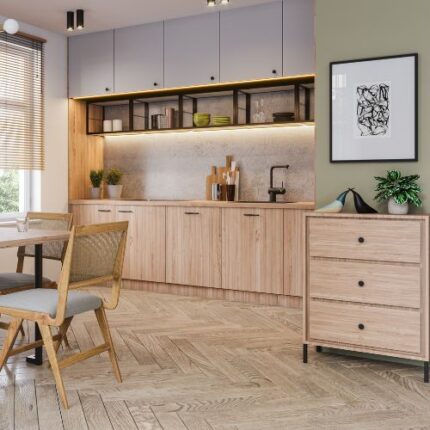 Μία κουζίνα σε δρύινη απόχρωση στης οποίας τα ράφια βρίσκονται τοποθετημένοι μαύροι μεταλλικοί σκελετοί ραφιών