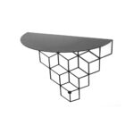 Ένα ράφι γεωμετρικό με κοπή λέιζερ μαύρο